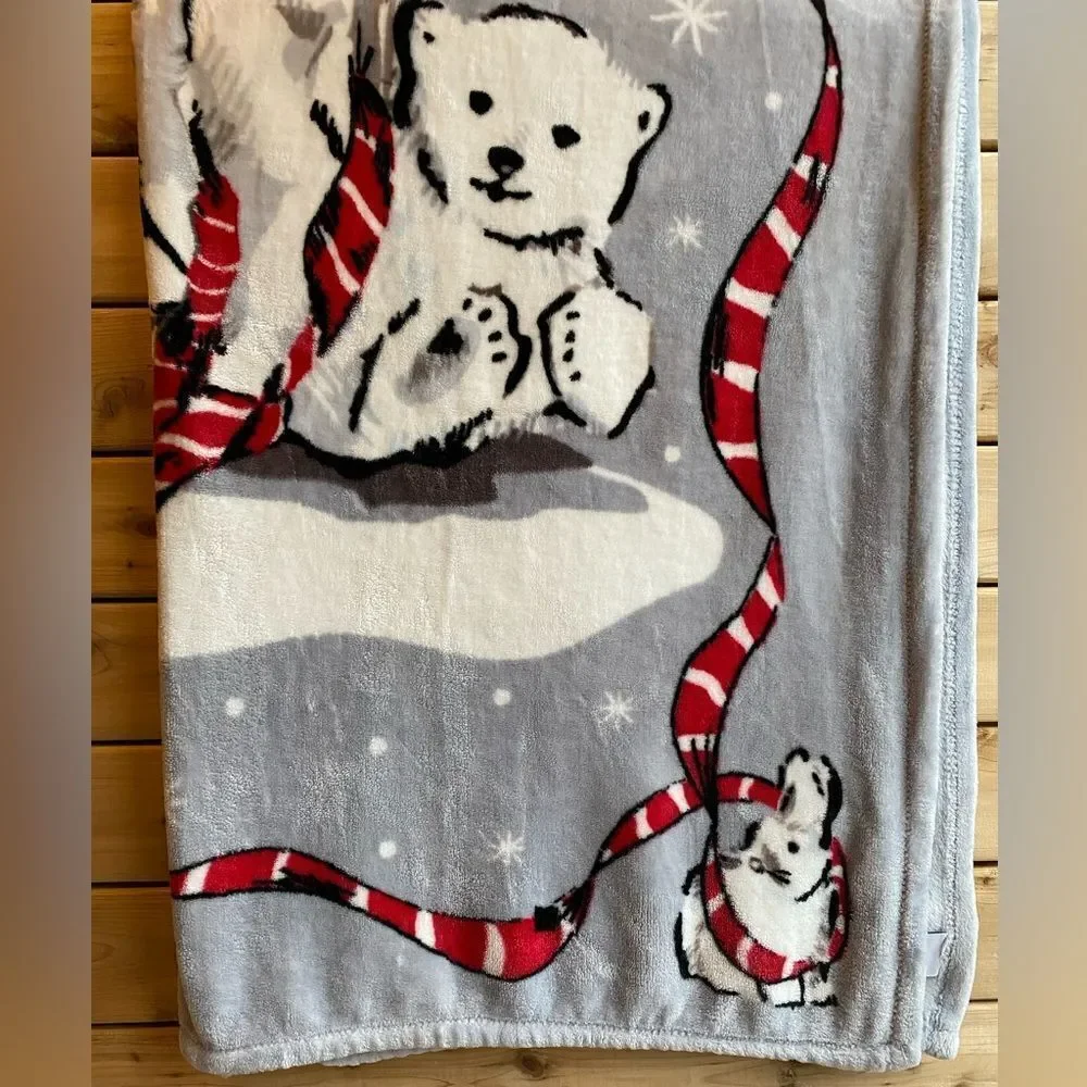 Vera Bradley Beary Merry Print Throw Blanket